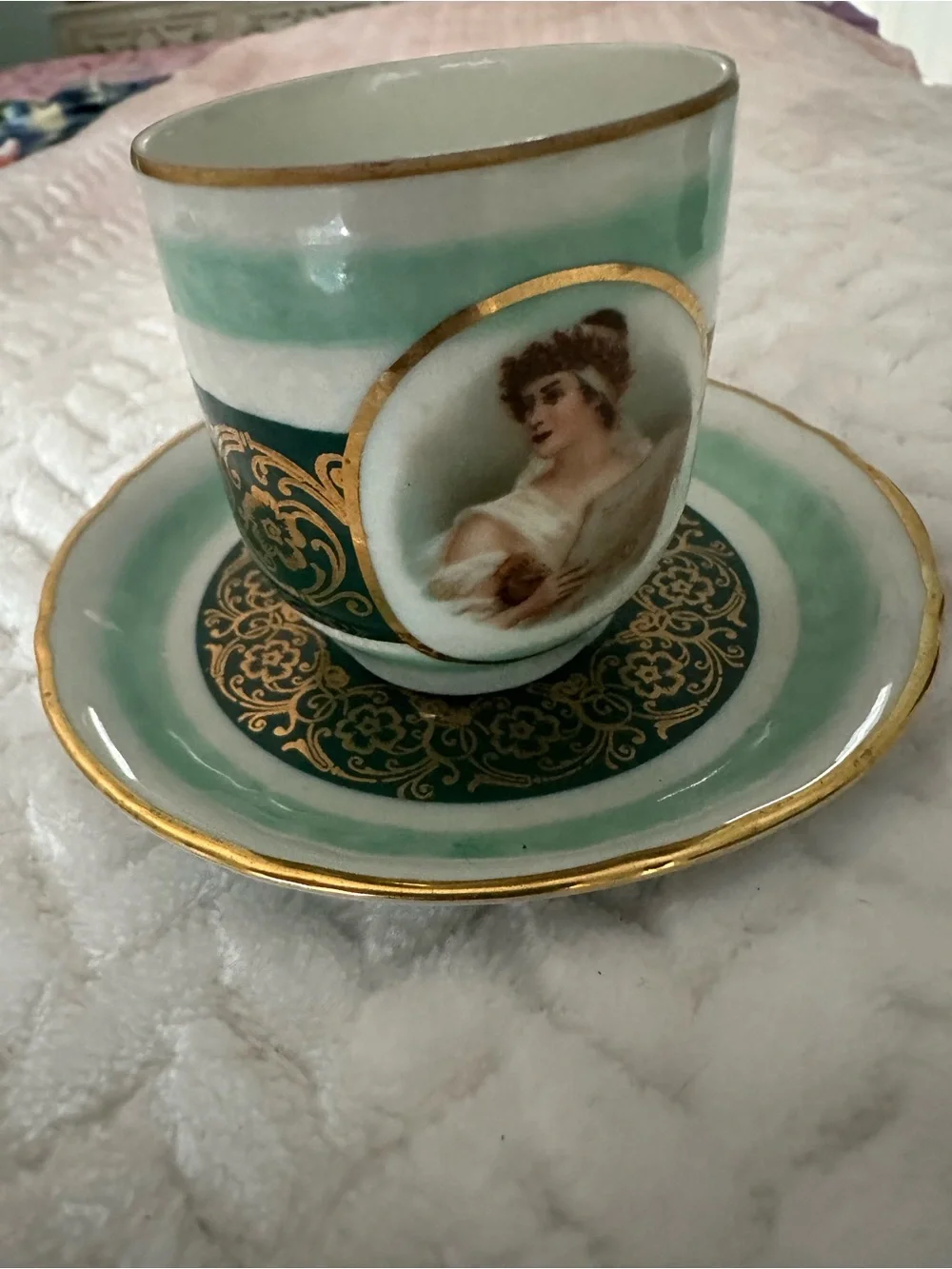 Vintage Schumann Bavaria Footed Demitasse Cu,p Seafoam & Gold Germany,